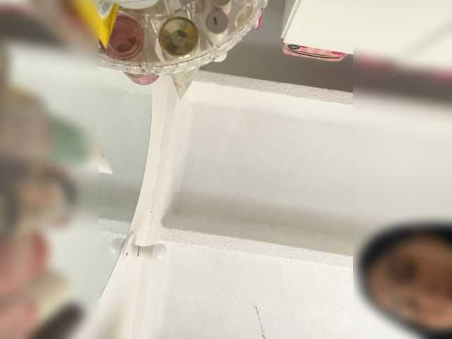 Entra en el chat con el modelo SallyeLeins SallyeLeins