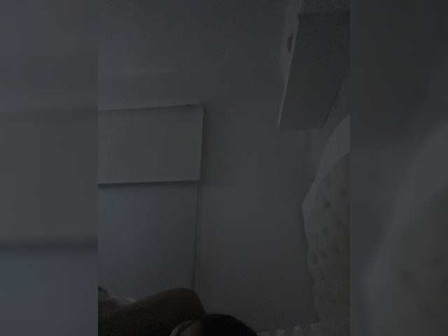 Entra en el chat con el modelo SallyeLeins SallyeLeins