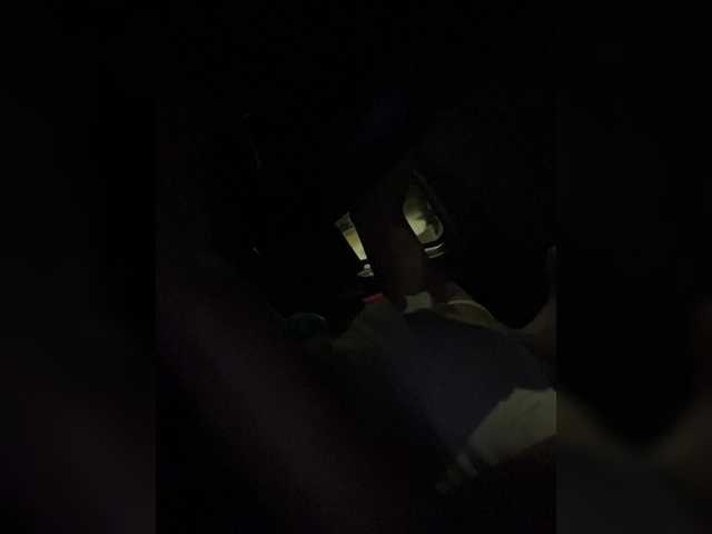 Accedi alla chat con il nickname SallyeLeins SallyeLeins