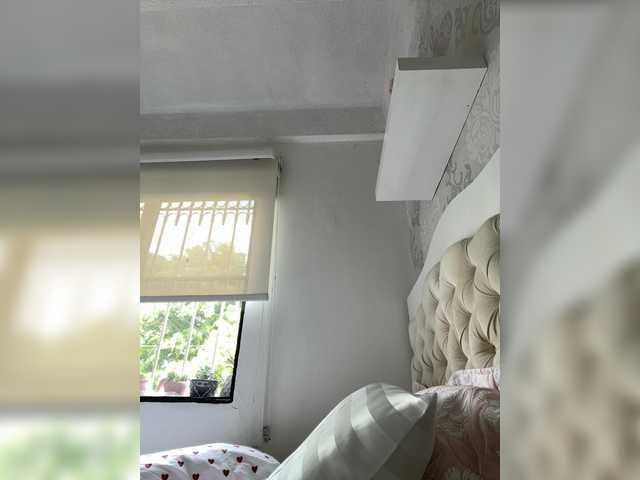 Vai a chattare su SallyeLeins SallyeLeins