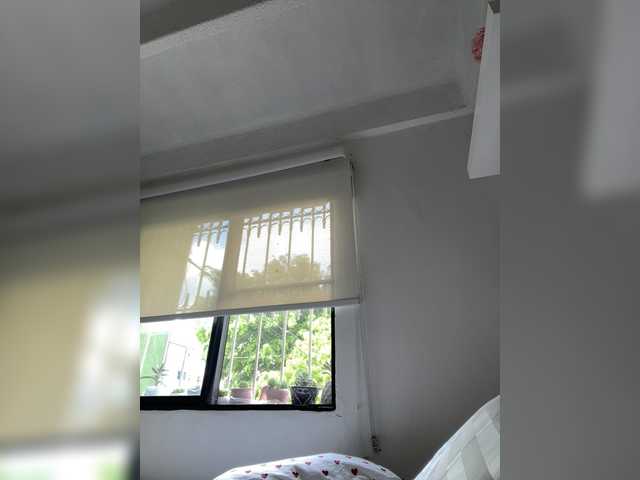 Gratis Live Sexcam mit SallyeLeins SallyeLeins