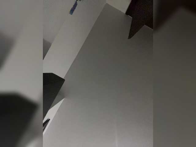 Entrez le videochat erotique avec le
modèle SallyeLeins SallyeLeins