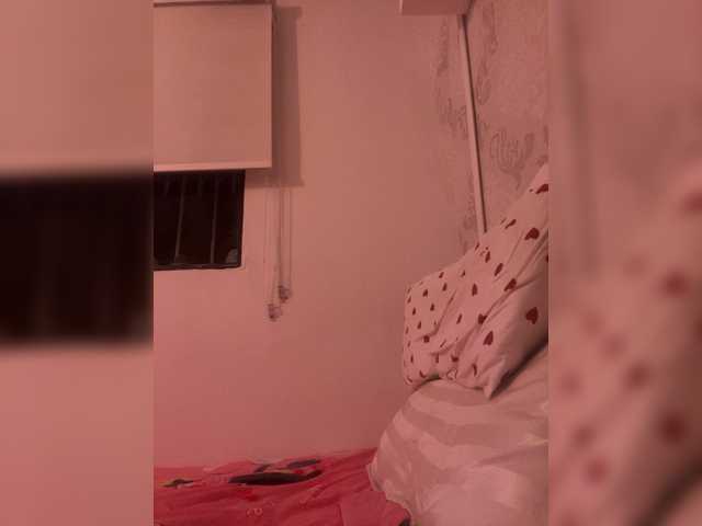 Gratis Live Sexcam mit SallyeLeins SallyeLeins