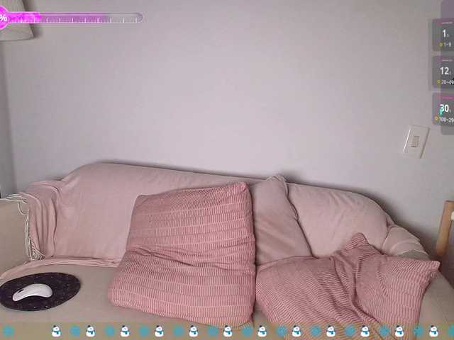 Gratis Live Sexcam mit SallyeLeins SallyeLeins