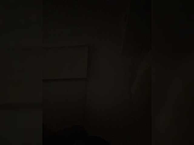 Entrez le videochat erotique avec le
modèle SallyeLeins SallyeLeins