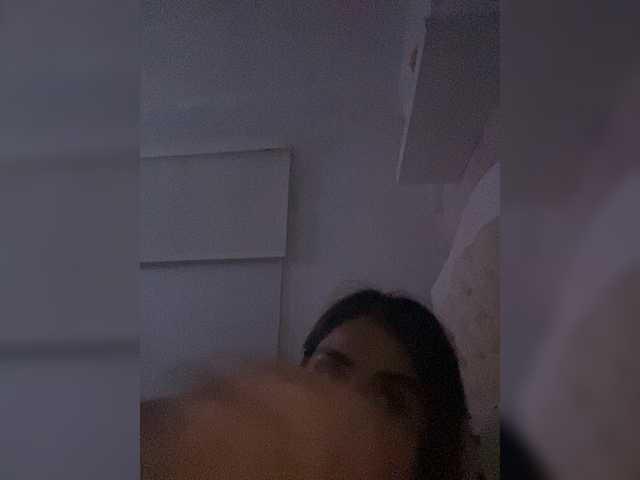 Vai a chattare su SallyeLeins SallyeLeins