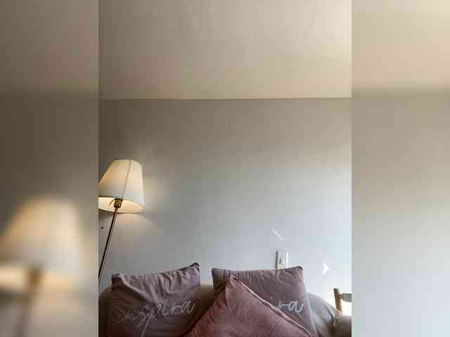 SallyeLeins webcam