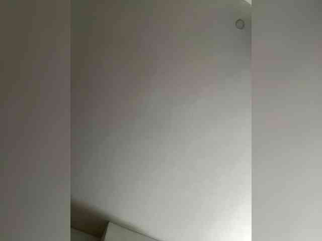 SallyeLeins webcam
