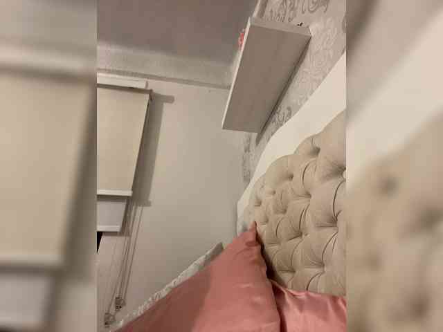 SallyeLeins webcam