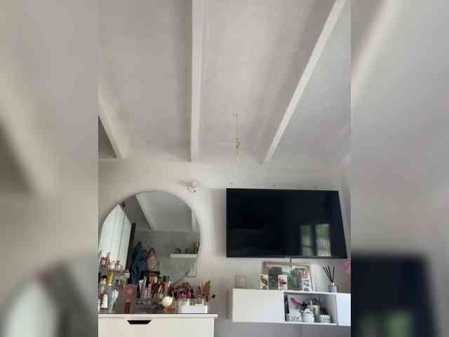 SallyeLeins webcam