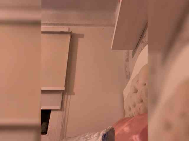 SallyeLeins webcam