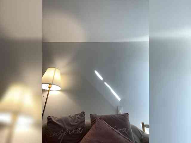 SallyeLeins webcam