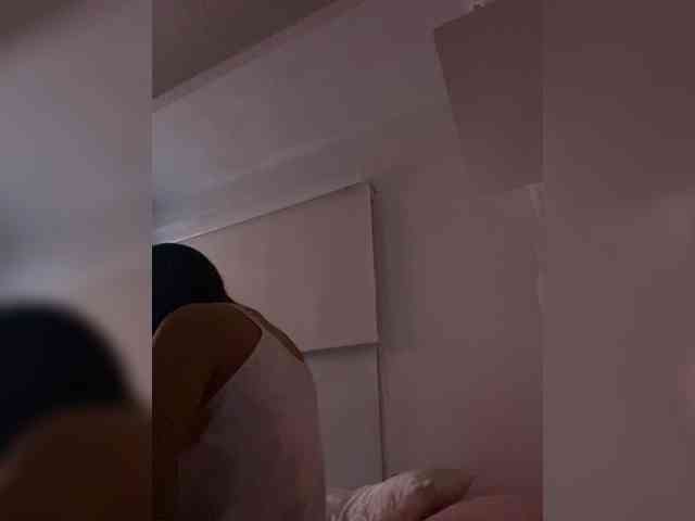 SallyeLeins webcam