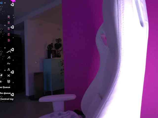 Juanita-Fox webcam