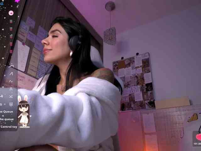 Juanita-Fox webcam