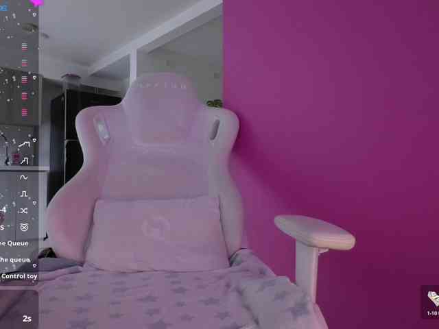 Juanita-Fox webcam