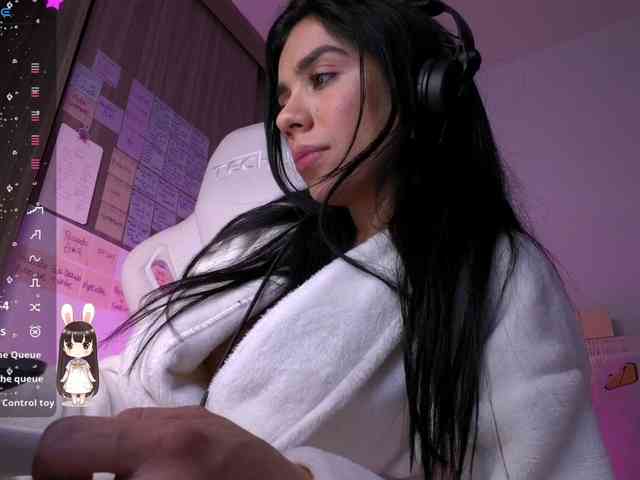 Juanita-Fox webcam