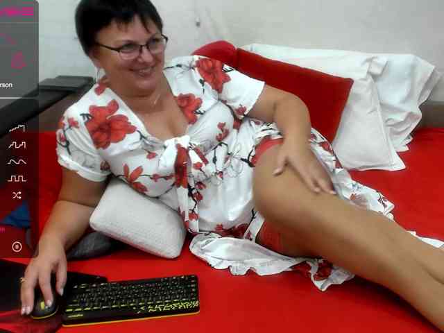 KyliePage1