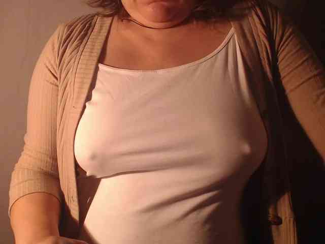 1hardnipples1 webcam