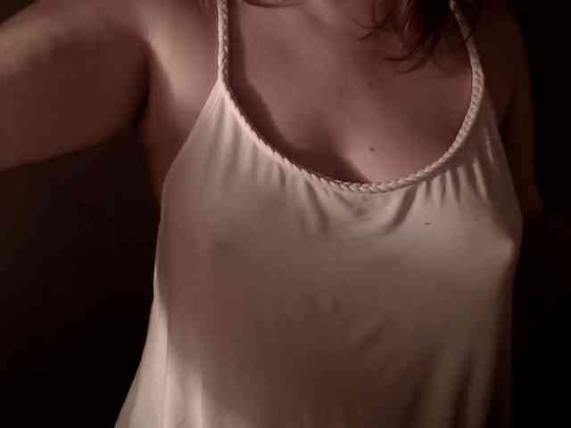 1hardnipples1 webcam