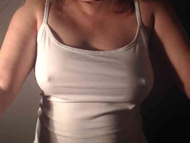 1hardnipples1 webcam