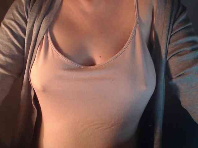 1hardnipples1 webcam