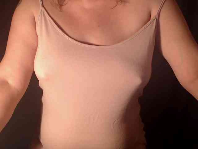 1hardnipples1 webcam