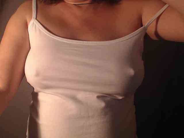 1hardnipples1 webcam