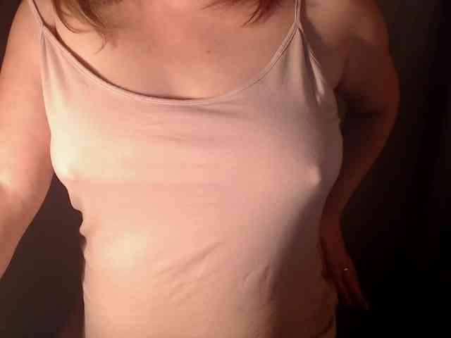 1hardnipples1 webcam