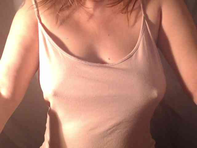 1hardnipples1 webcam