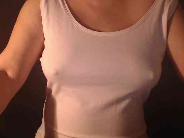 1hardnipples1 webcam