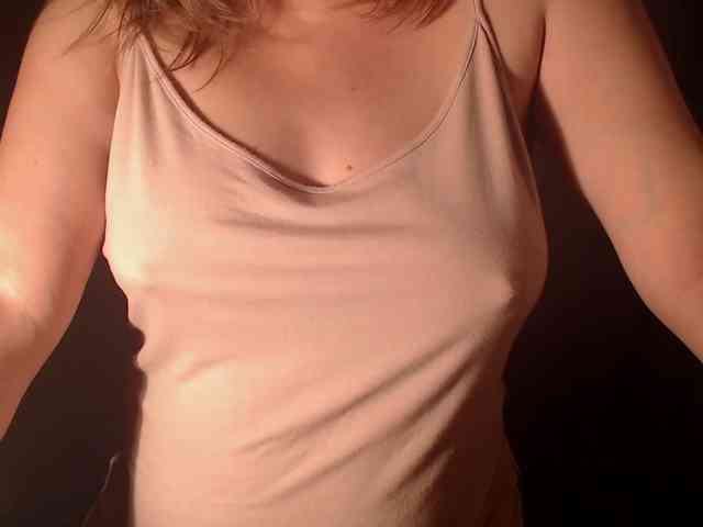1hardnipples1 webcam