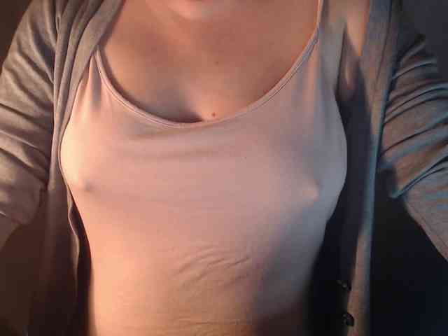 1hardnipples1 webcam