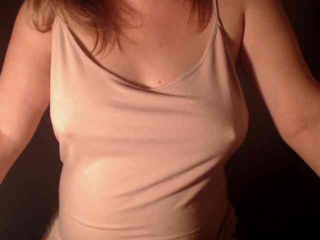 1hardnipples1 webcam