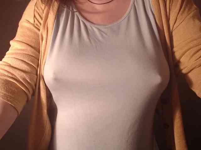1hardnipples1 webcam