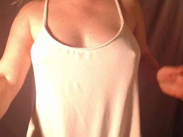1hardnipples1 webcam