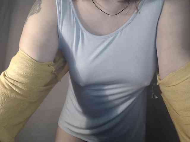 1hardnipples1 webcam