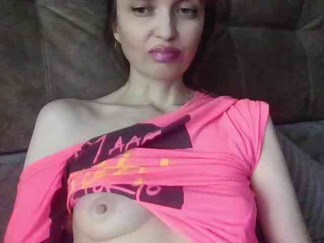 lilisexy14 webcam