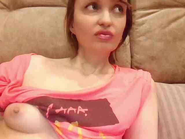 lilisexy14 webcam