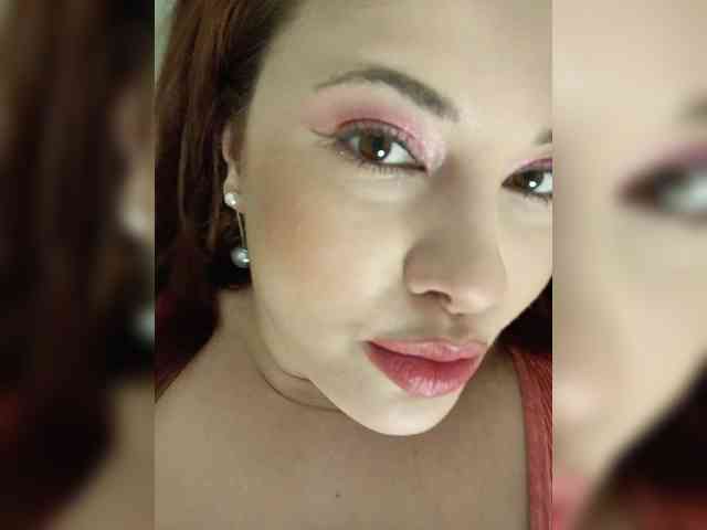 LaraMoon webcam