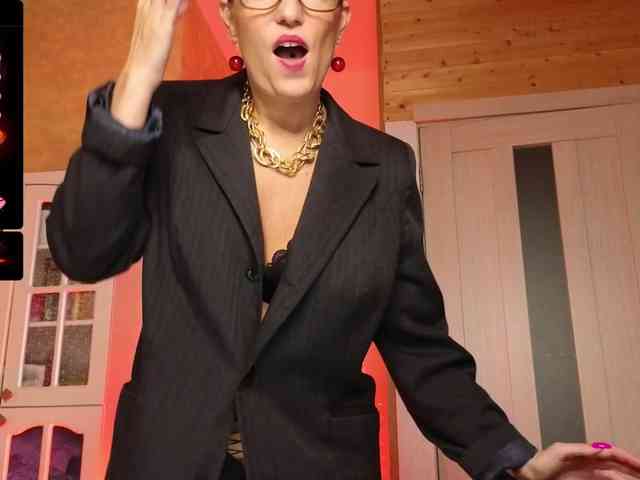 Findom_Lady_Shine webcam