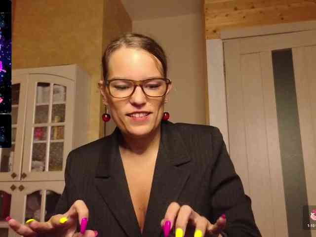 Findom_Lady_Shine webcam