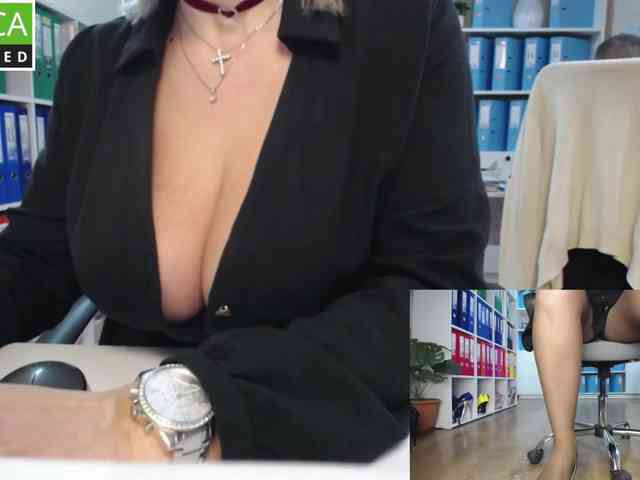 passionate_blonde webcam