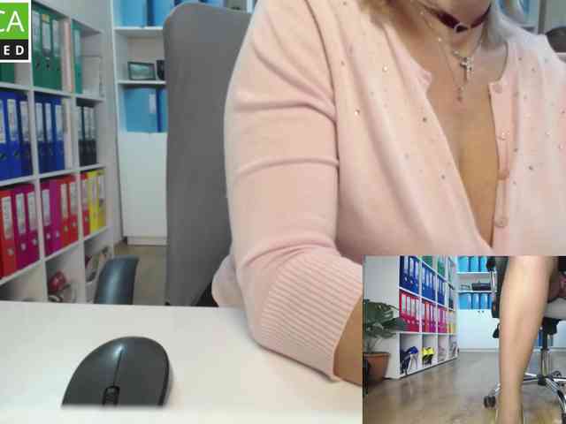 passionate_blonde webcam