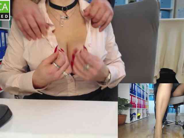 passionate_blonde webcam