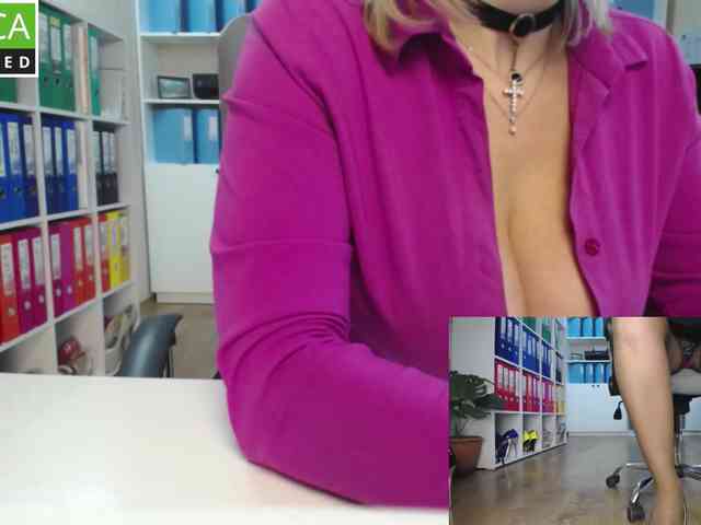 passionate_blonde webcam