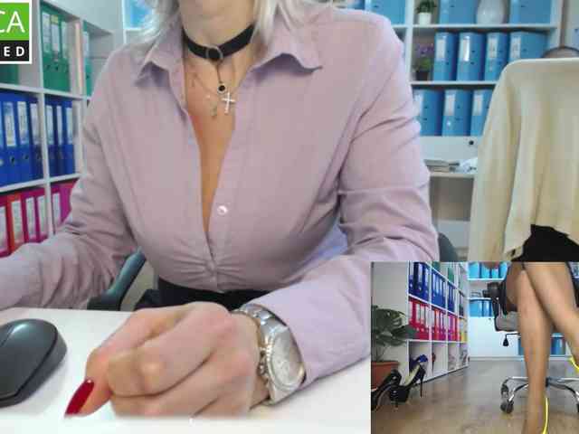 passionate_blonde webcam