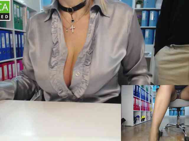 passionate_blonde webcam