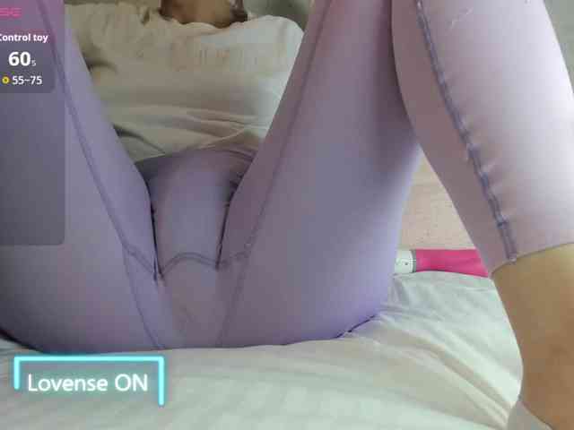 MiaSweety webcam
