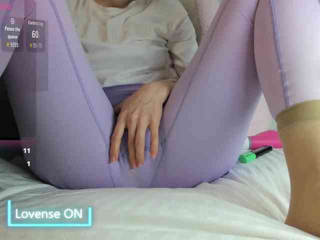 MiaSweety webcam